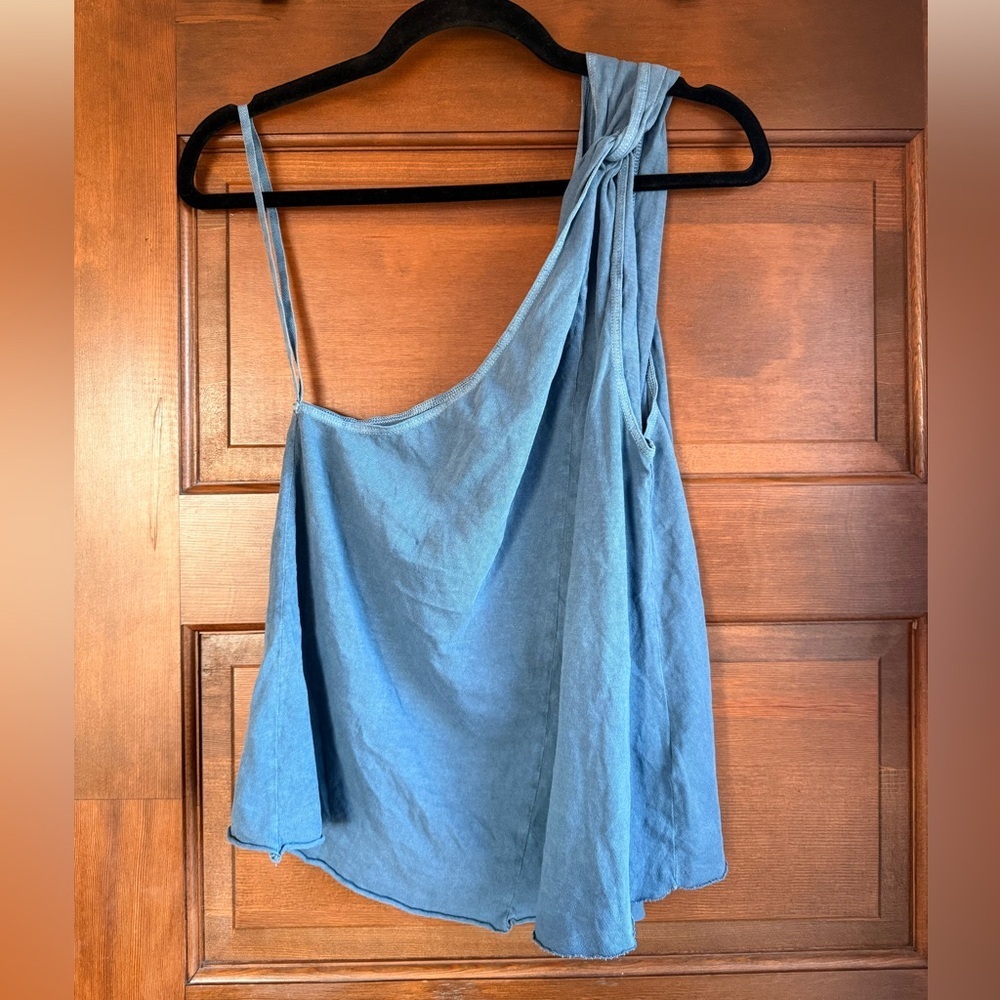 Unsubscribed One Shoulder Cotton Top